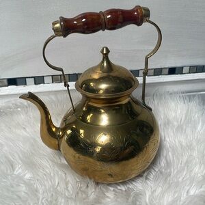 Vintage Brass Large Lidded Teapot Kettle Engraved -Wooden Handle decor